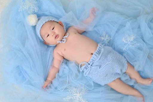 范县宝宝要不要穿袜子